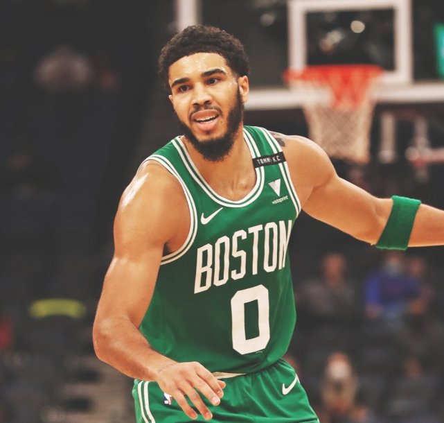 开云-包含塔图姆与90激战公牛分钟，领先优势明显胜负难料！，蒂姆焦点对战上演精彩一战的词条