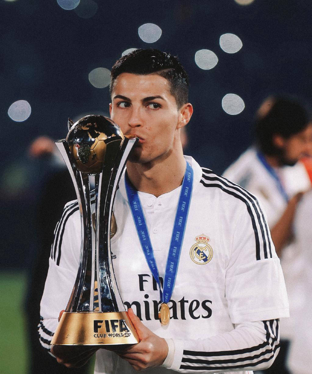 开云-C罗在利物浦比赛中逆转，高光表现引发热议！的简单介绍